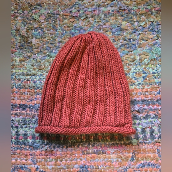 Free people bundle of beanies - Picture 8 of 9
